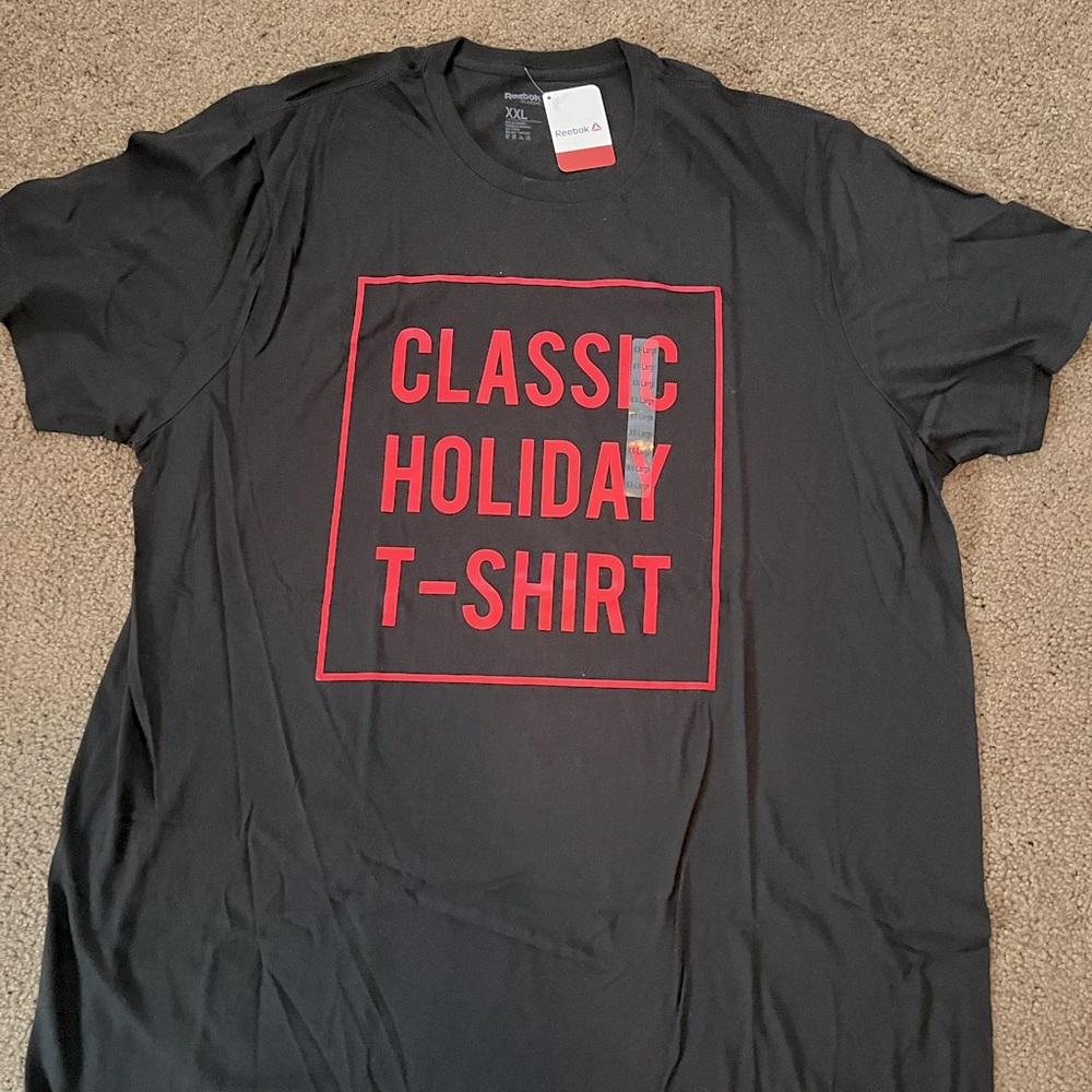 Reebok Men’s black holiday T-shirt NWT